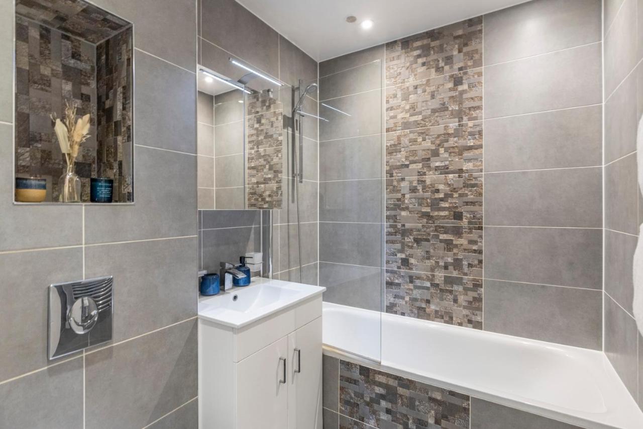 Modern Flat In Central Golders Green ลอนดอน ภายนอก รูปภาพ
